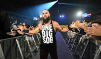 Брон Строуман после увольнения из WWE поделился своей физической формо