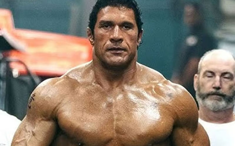 Рок получает номинацию на «Золотой глобус» за провальный фильм