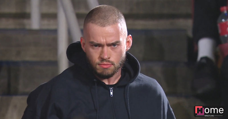 Остин Тиори снял маску: тайна The Vision раскрыта на RAW